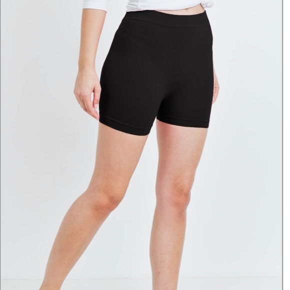 Black stretch spandex biker shorts - Picture 2 of 4